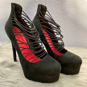 Qupid Black Suede Heels